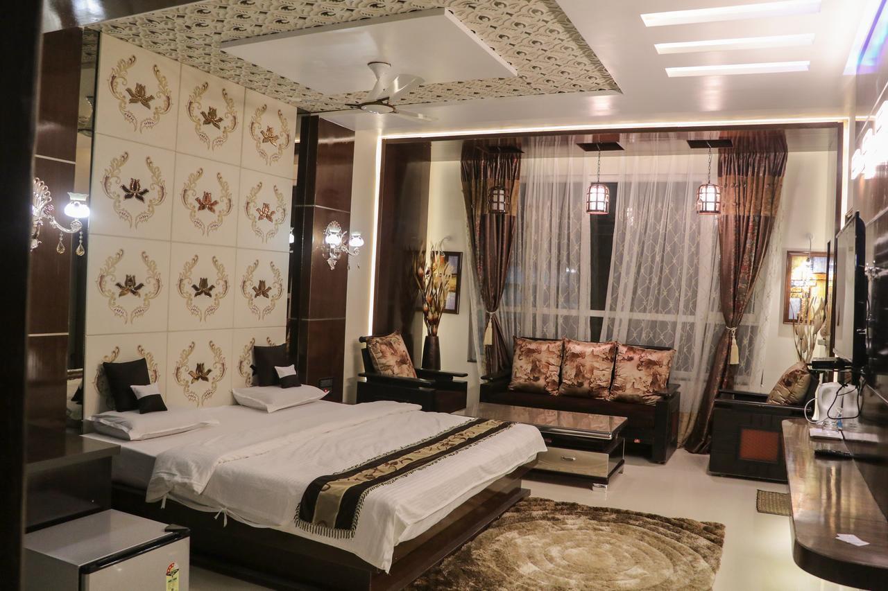 Hotel Rajahamsa Anantapur Buitenkant foto