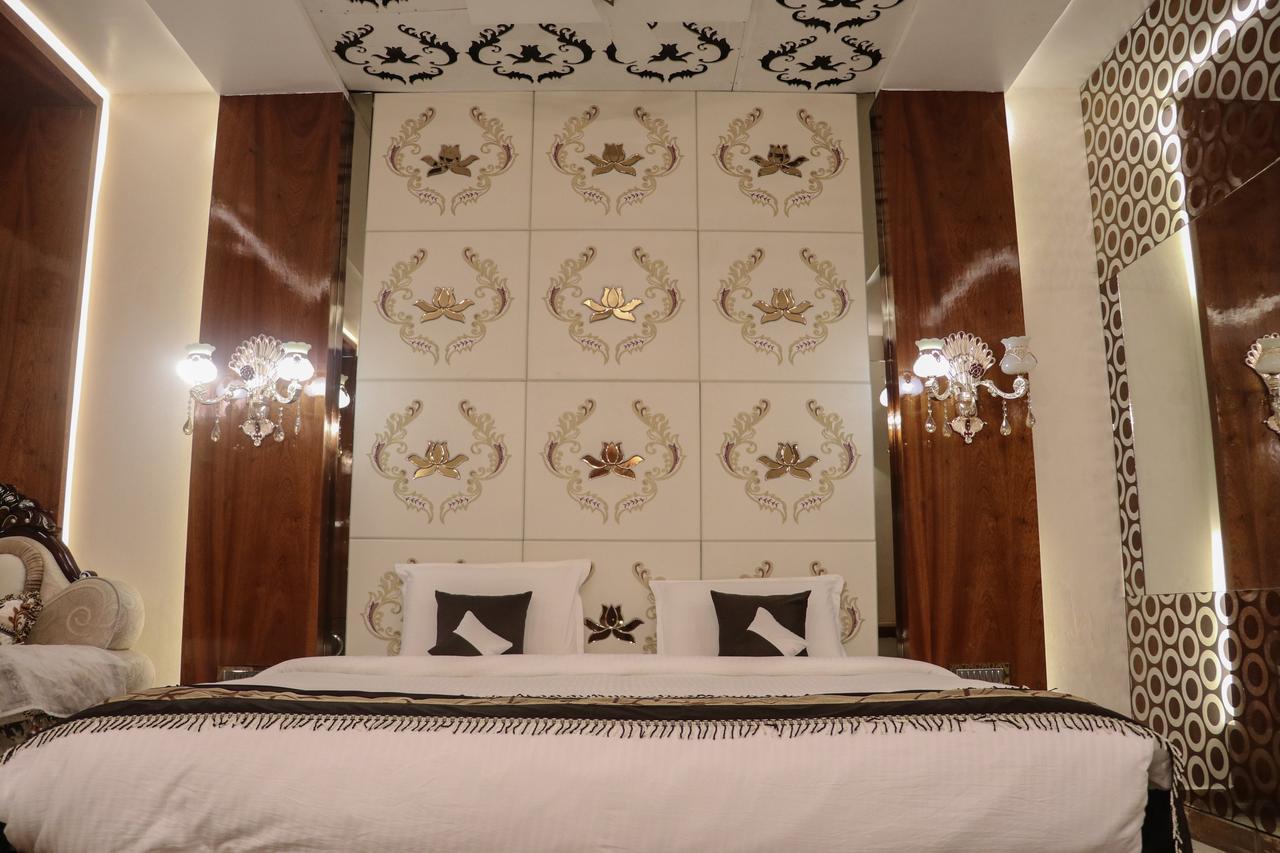Hotel Rajahamsa Anantapur Buitenkant foto